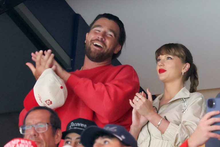 Travis Kelce, Taylor Swift have date night at Stanley Cup Final game