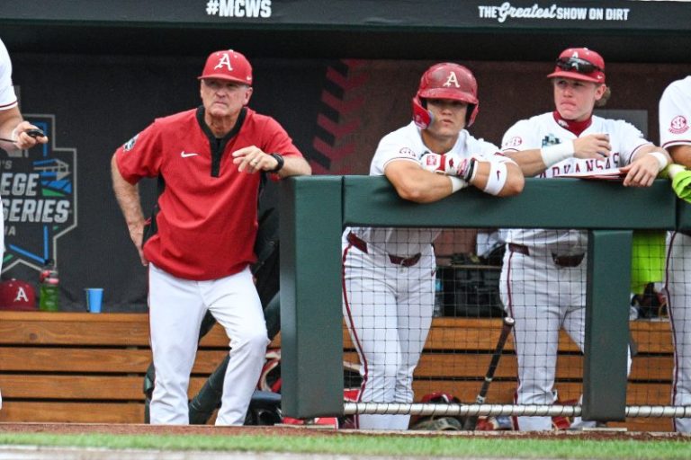 Can Dave Van Horn, Arkansas baseball avoid another postseason heartbreak?