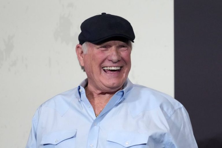 Terry Bradshaw on Tom Brady’s Fox contract: ‘I did some bad deals’