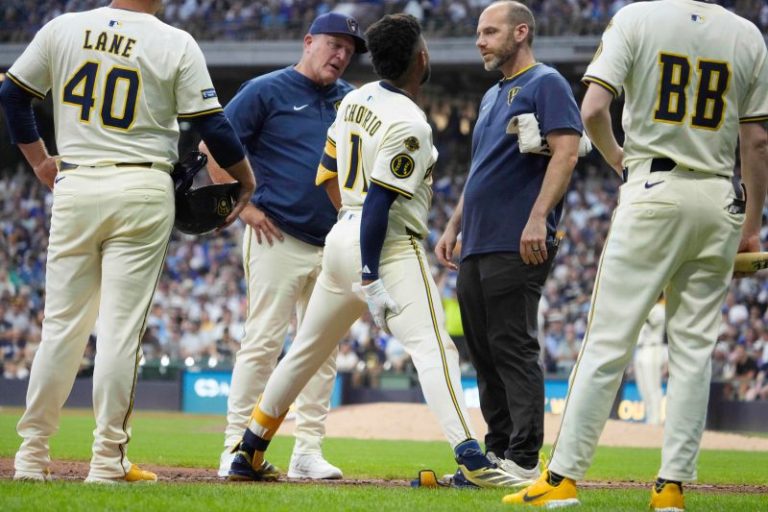Brewers’ emerging star leaves game with hamstring injury