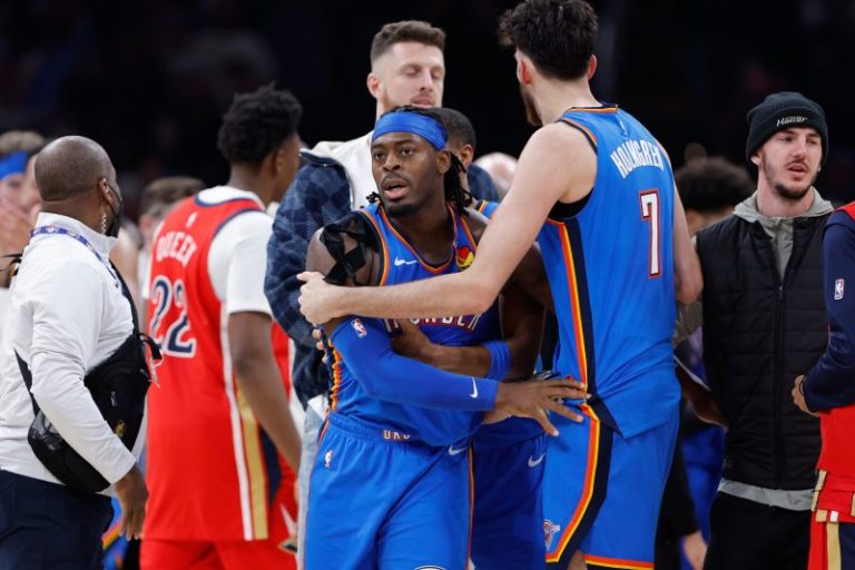 Thunder, Pelicans players get into kerfuffle